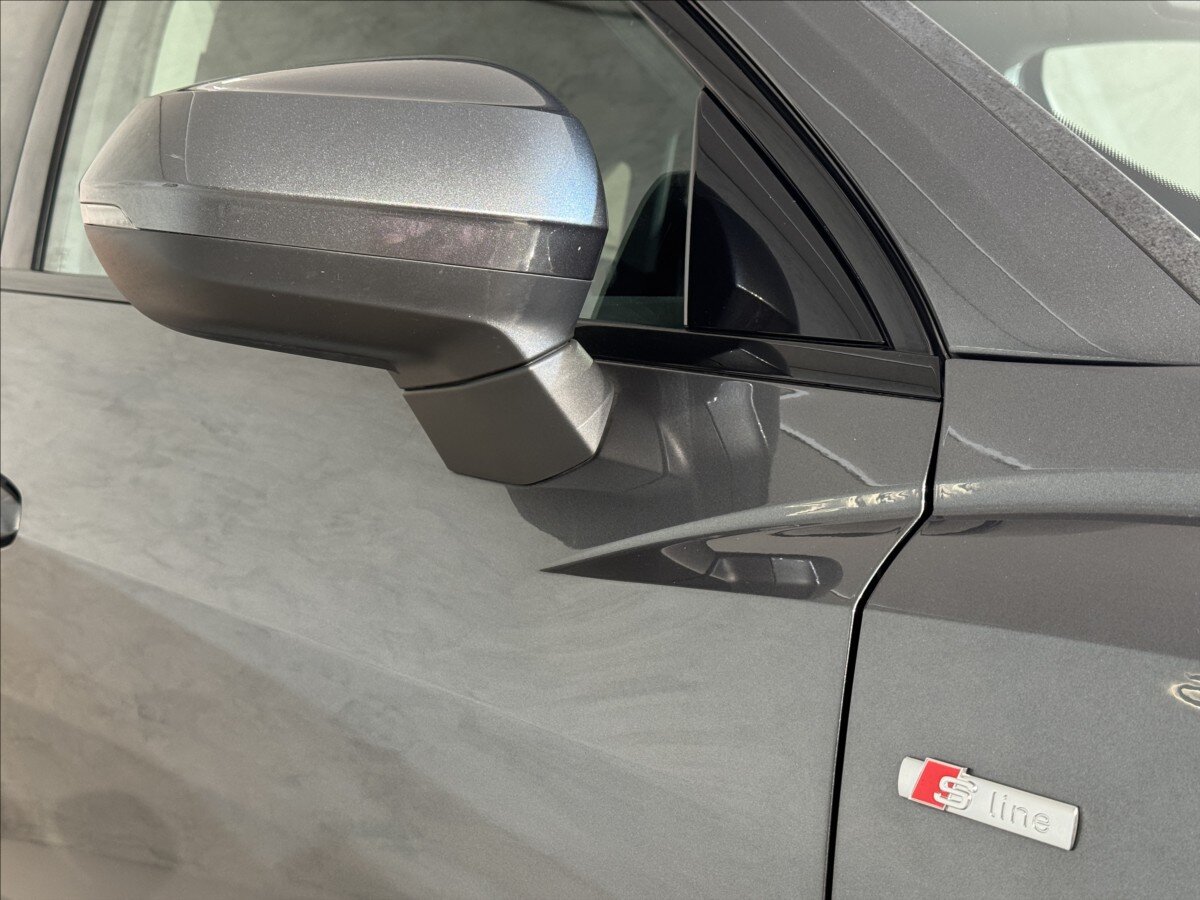 Audi Q3 SUV / Terénní 2,0 l 140 kw