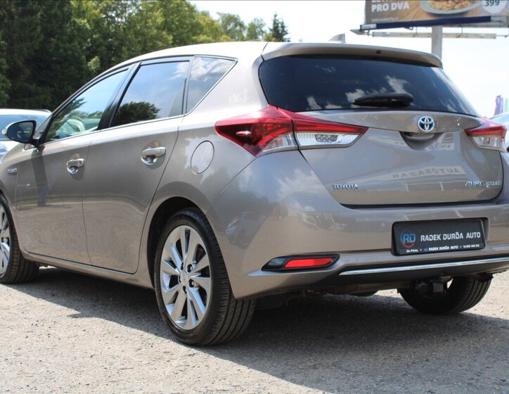 Toyota Auris Hatchback 1,8 l 73 kw