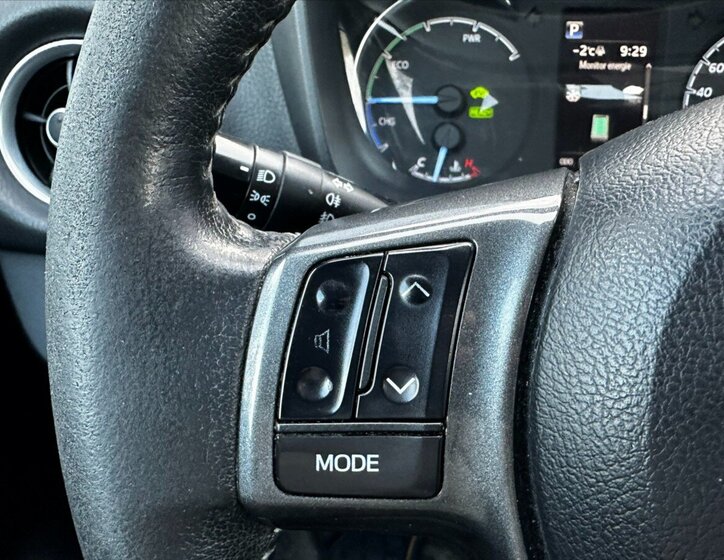 Toyota Yaris Kombi 1,5 l 54 kw