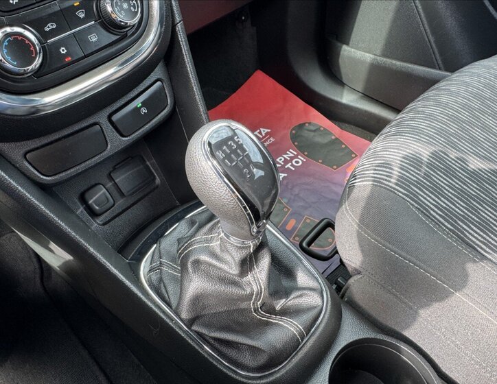 Opel Mokka SUV / Terénní 1,6 l 85 kw