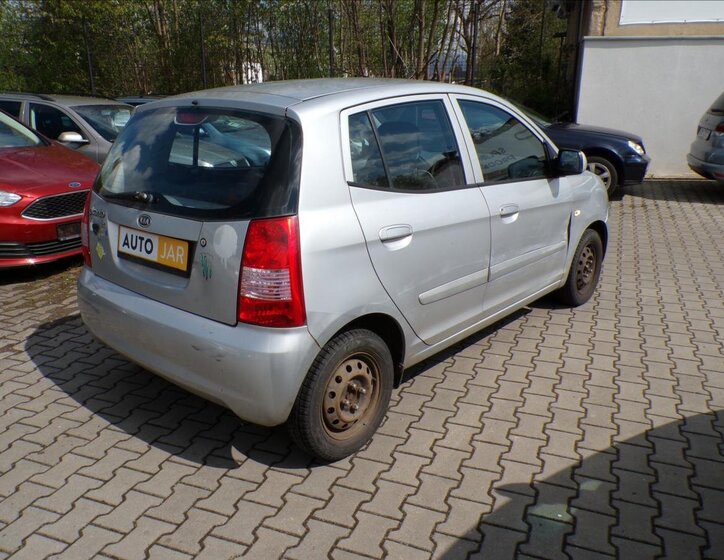 KIA Picanto Kombi 1,1 l 48 kw