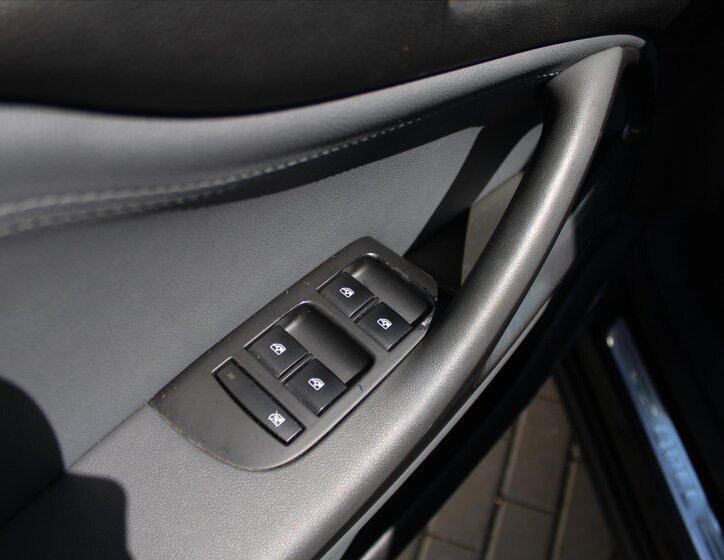 Opel Zafira MPV 2,0 l 121 kw