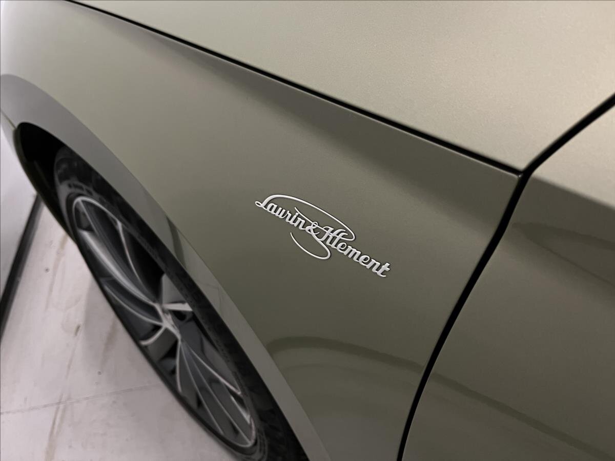 Škoda Superb Liftback 2,0 l 140 kw