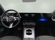 Mercedes-Benz CLA Sedan / Limuzína 1,3 l 120 kw