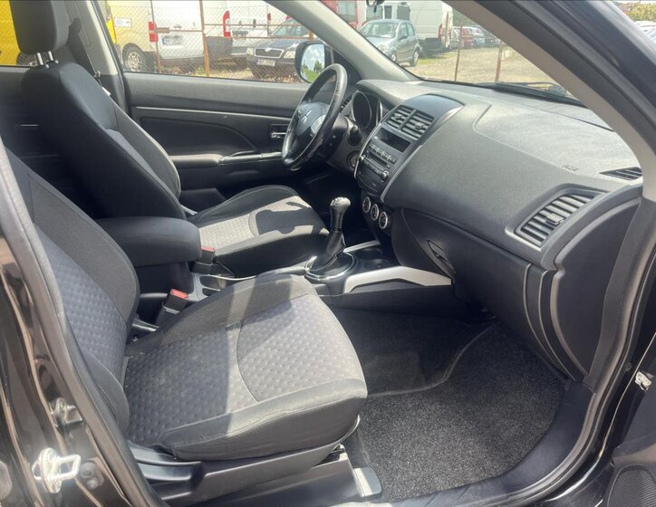 Mitsubishi ASX SUV / Terénní 1,6 l 86 kw