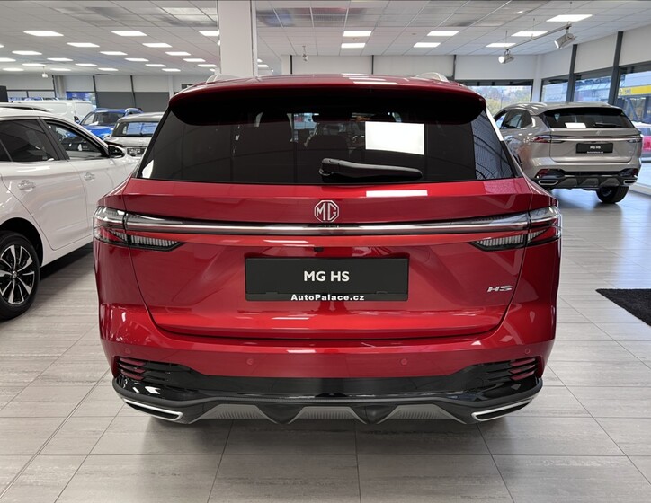 MG HS 4