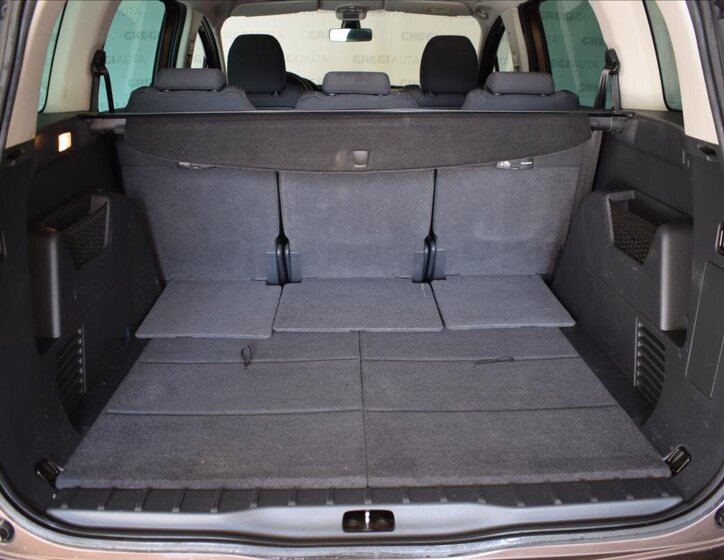 Peugeot 5008 MPV 1,6 l 88 kw