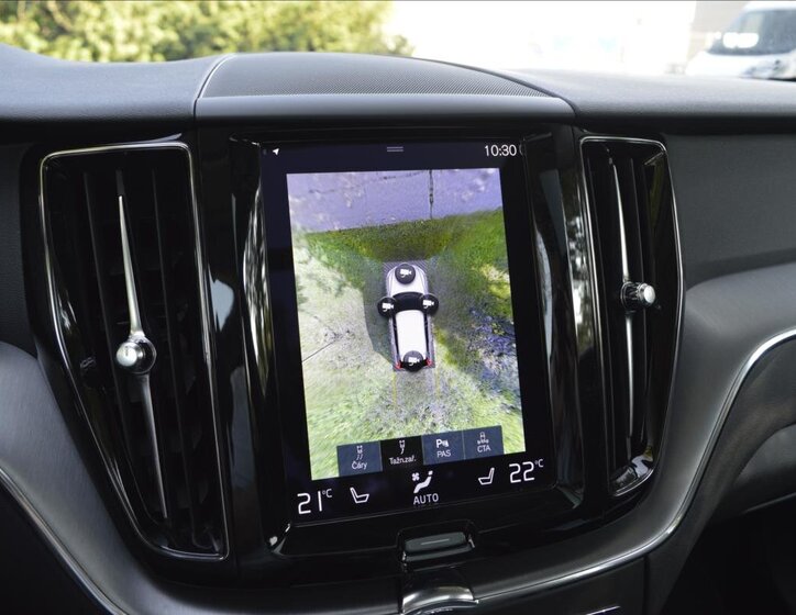 Volvo XC60 SUV 2,0 l 223 kw