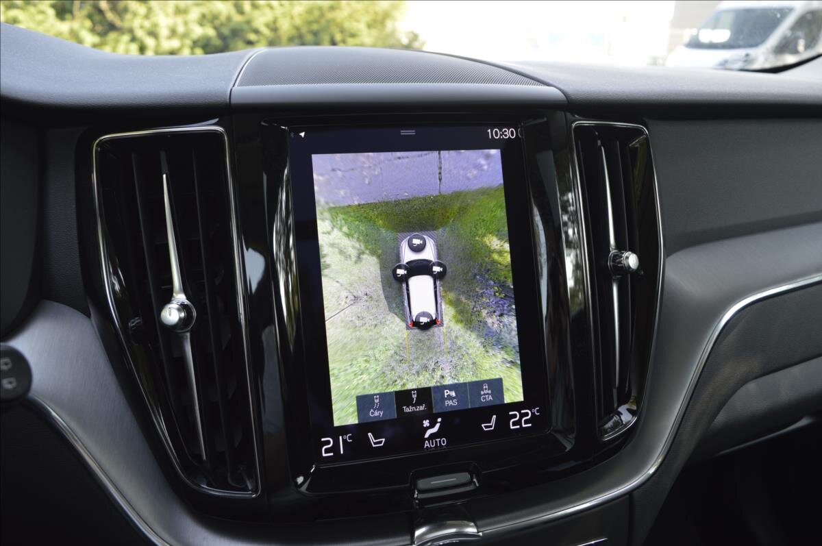 Volvo XC60 SUV 2,0 l 223 kw