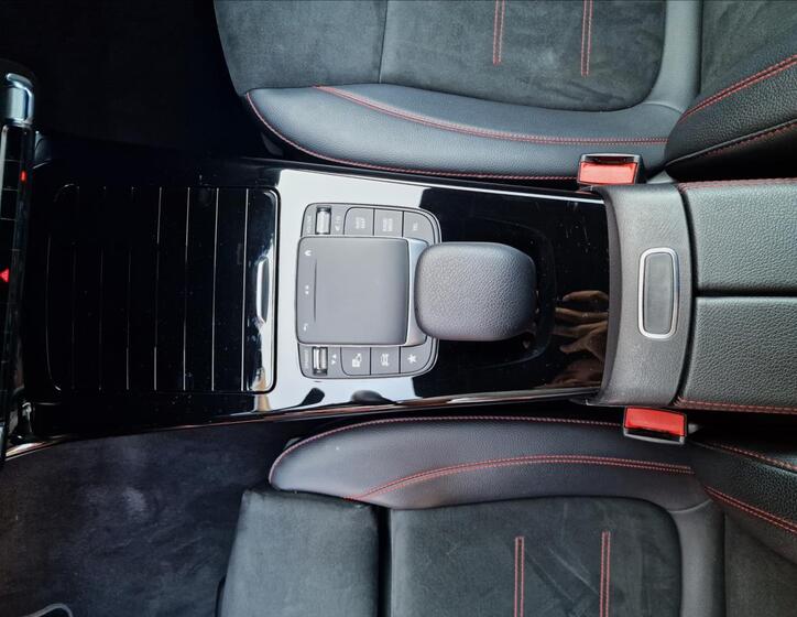 Mercedes-Benz Třídy A 37