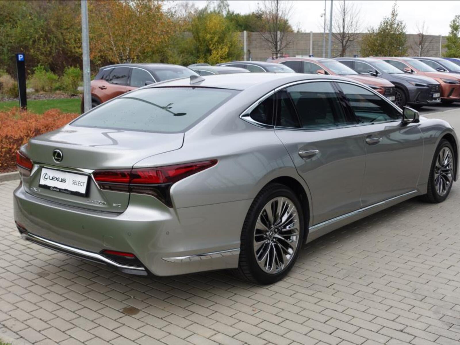 Lexus LS 500h 5
