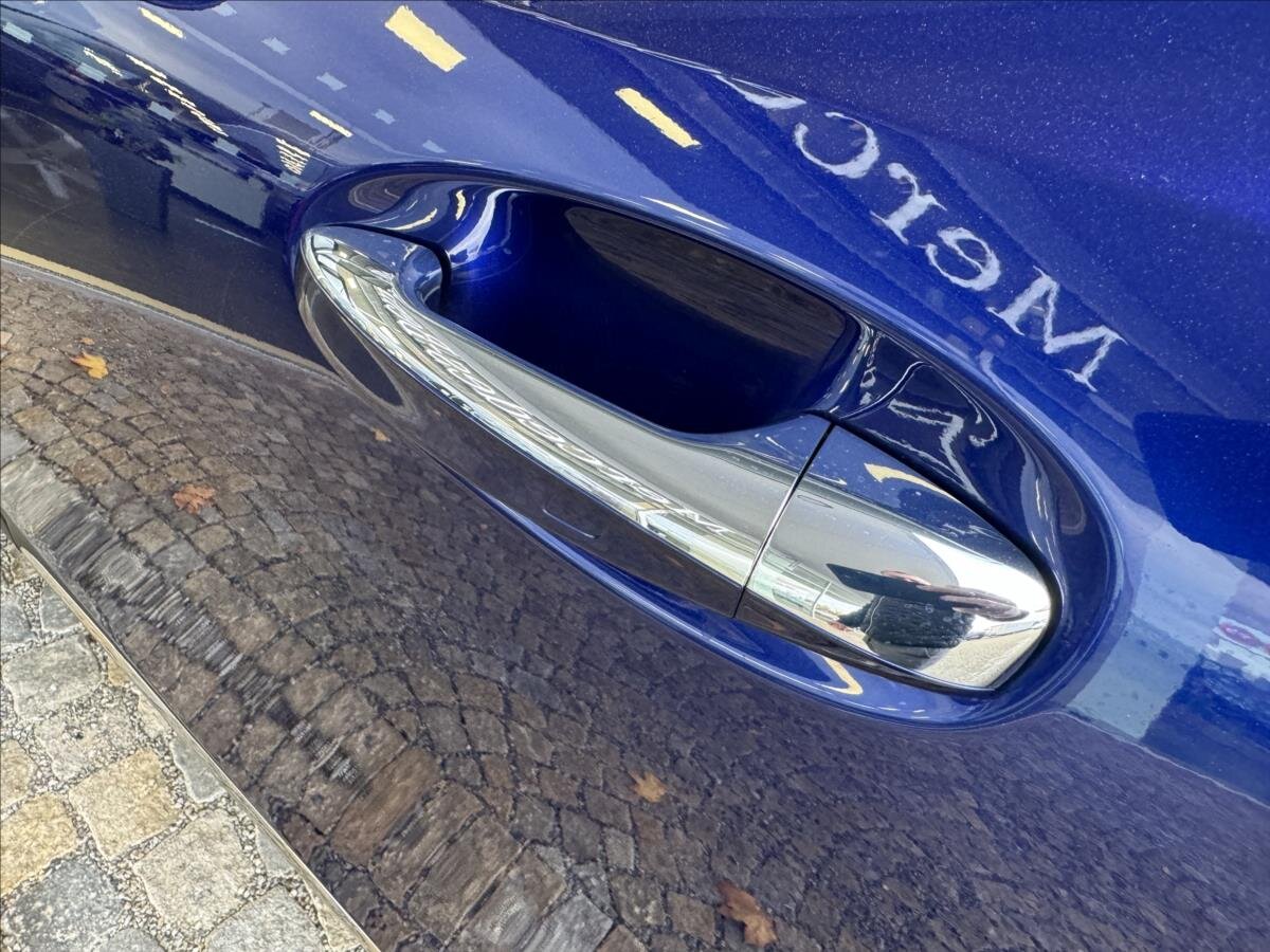 Mercedes-Benz GLB SUV 1,3 l 120 kw