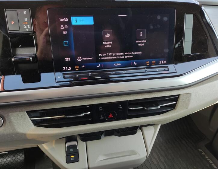 Volkswagen Multivan 16