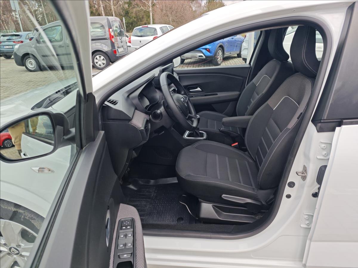 Dacia Sandero Hatchback 999,0 67 kw