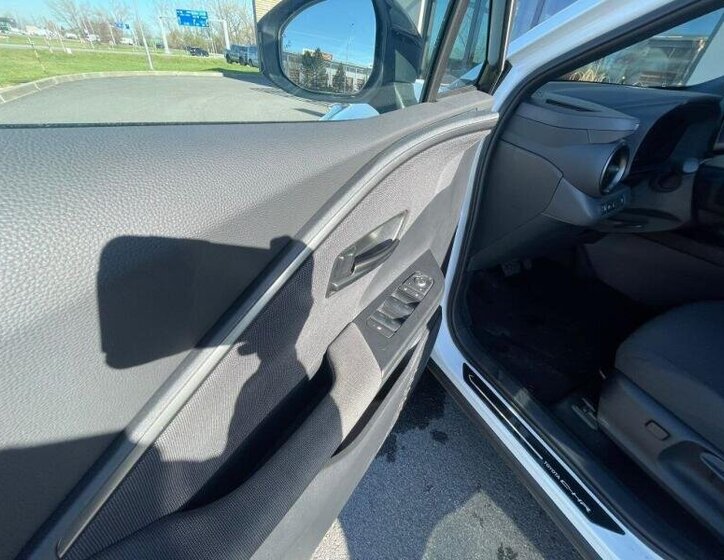 Toyota C-HR SUV / Terénní 2,0 l 112 kw