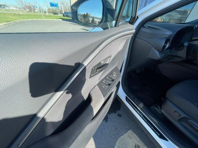 Toyota C-HR SUV / Terénní 2,0 l 112 kw