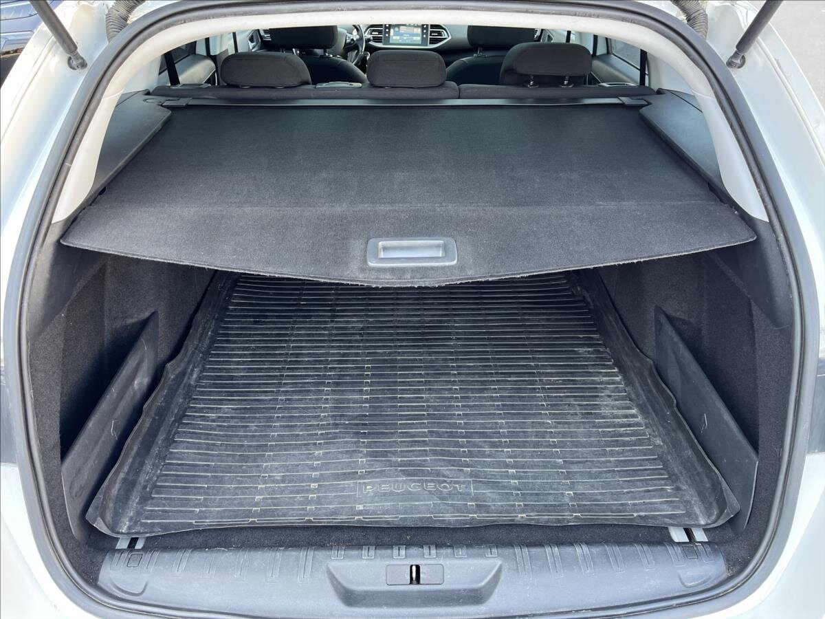 Peugeot 308 Kombi 1,6 l 88 kw