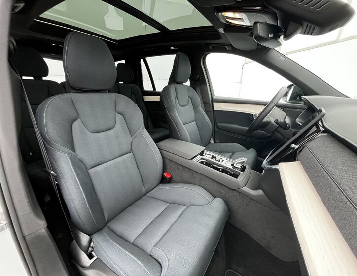 Volvo XC90 SUV 2,0 l 335 kw