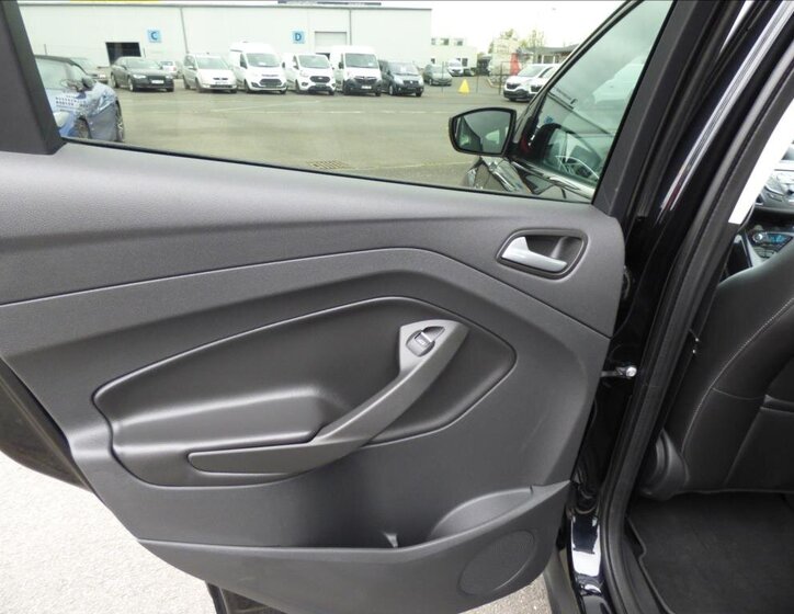 Ford Kuga SUV 2,0 l 110 kw