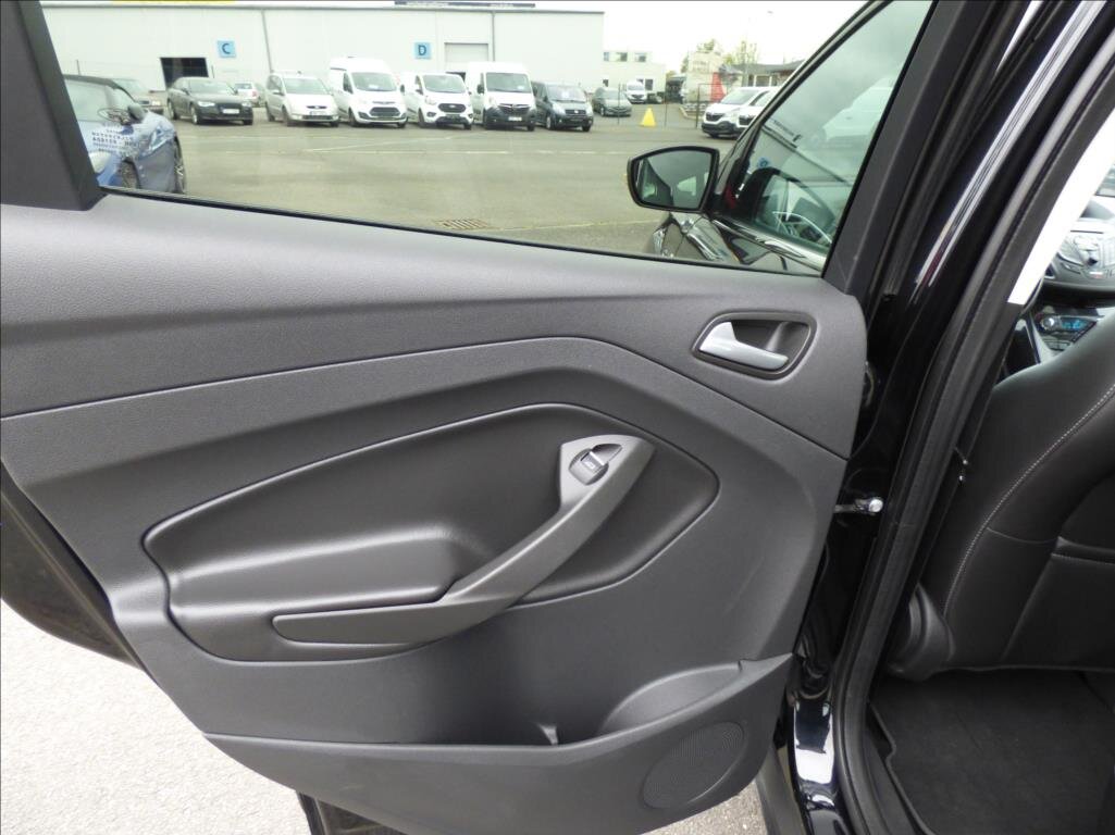 Ford Kuga SUV 2,0 l 110 kw