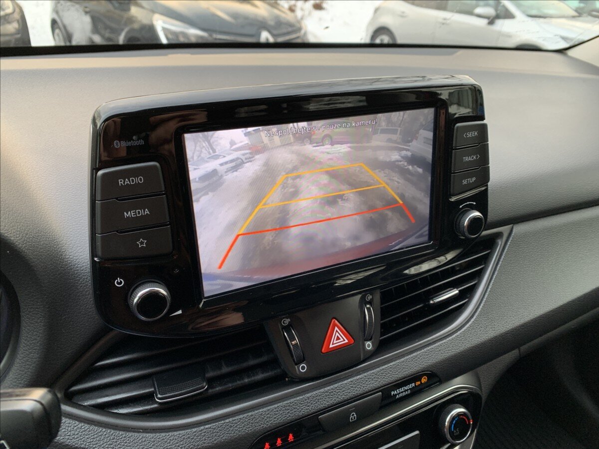 Hyundai i30 Kombi 998,0 88 kw