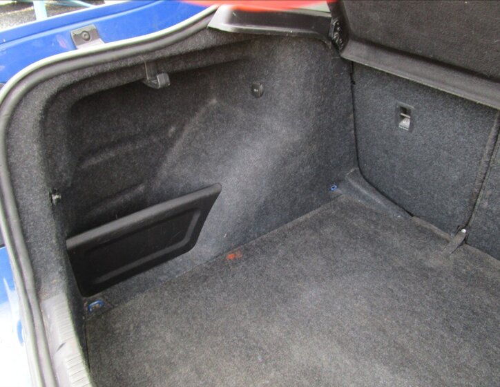 Škoda Rapid Sedan 999,0 70 kw