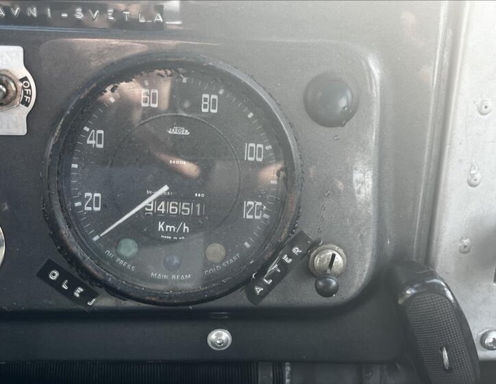 Land Rover Ostatní Ostatní 2,3 l 46 kw