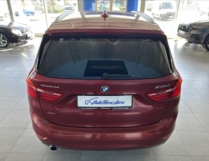BMW Řada 2 MPV 2,0 l 110 kw