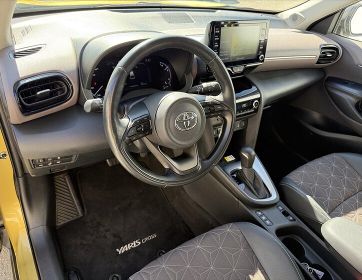 Toyota Yaris Cross SUV / Terénní 1,5 l 68 kw