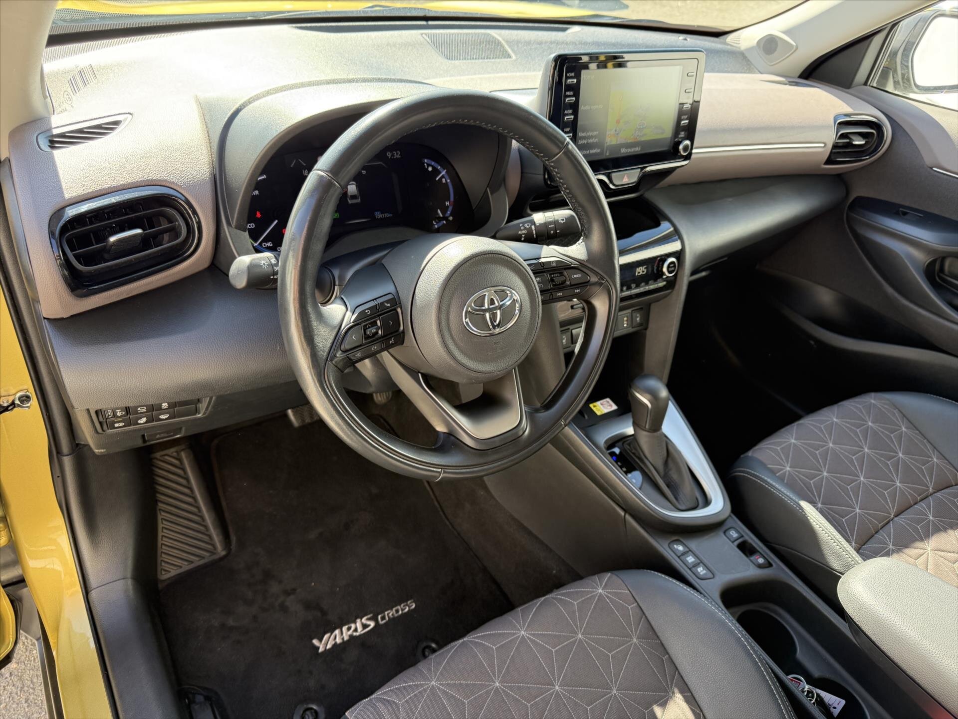 Toyota Yaris Cross SUV / Terénní 1,5 l 68 kw