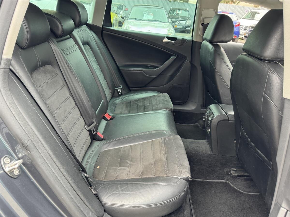 Volkswagen Passat Kombi 2,0 l 103 kw