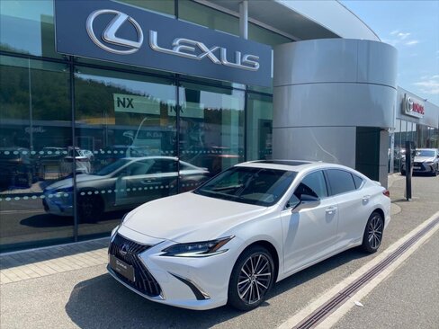 Lexus ES 300h Sedan / Limuzína 2,5 l 160 kw
