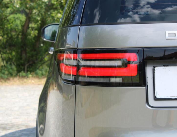 Land Rover Discovery 48