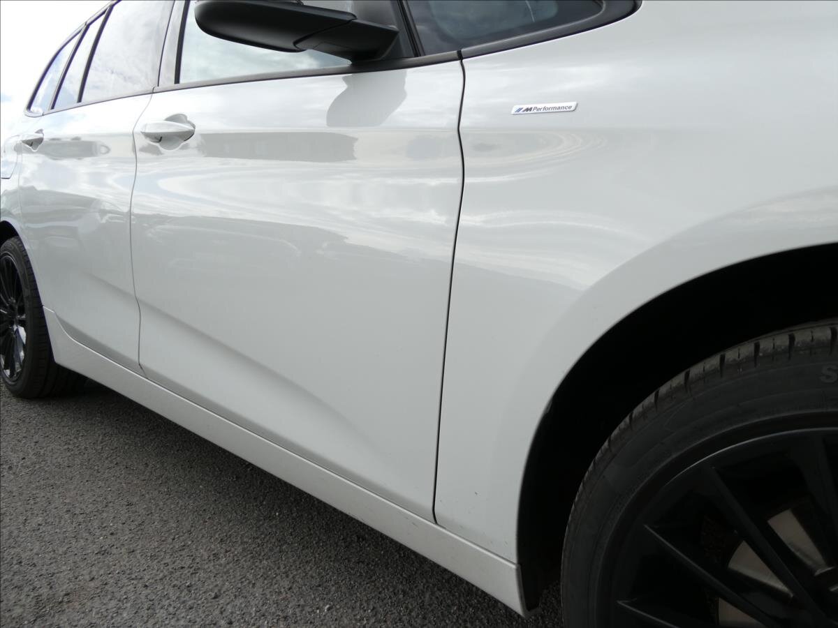 BMW Řada 2 Kombi 2,0 l 110 kw