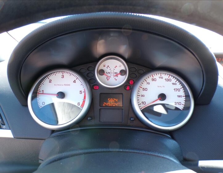 Peugeot 207 Hatchback 1,4 l 50 kw