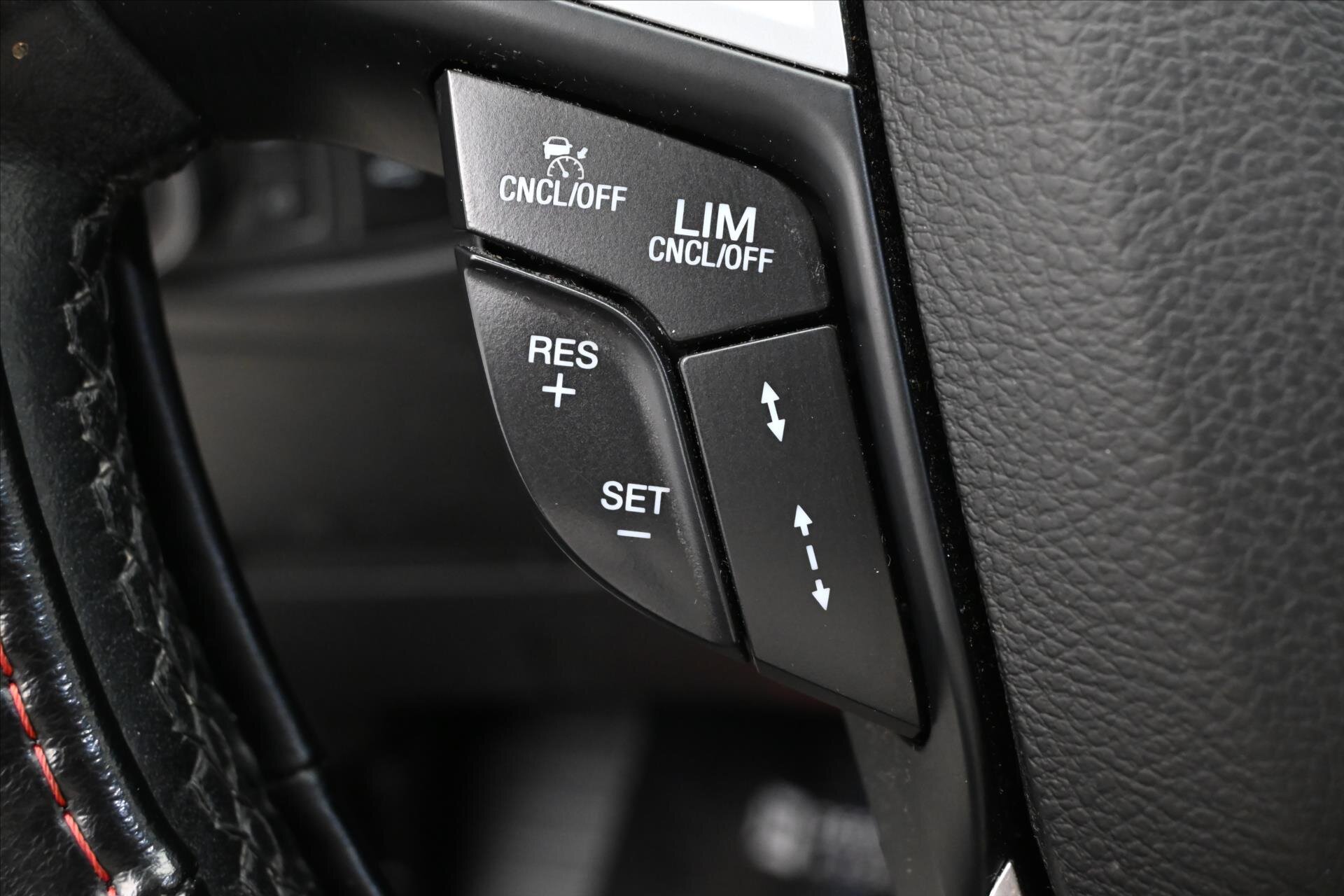 Ford S-MAX MPV 2,0 l 140 kw