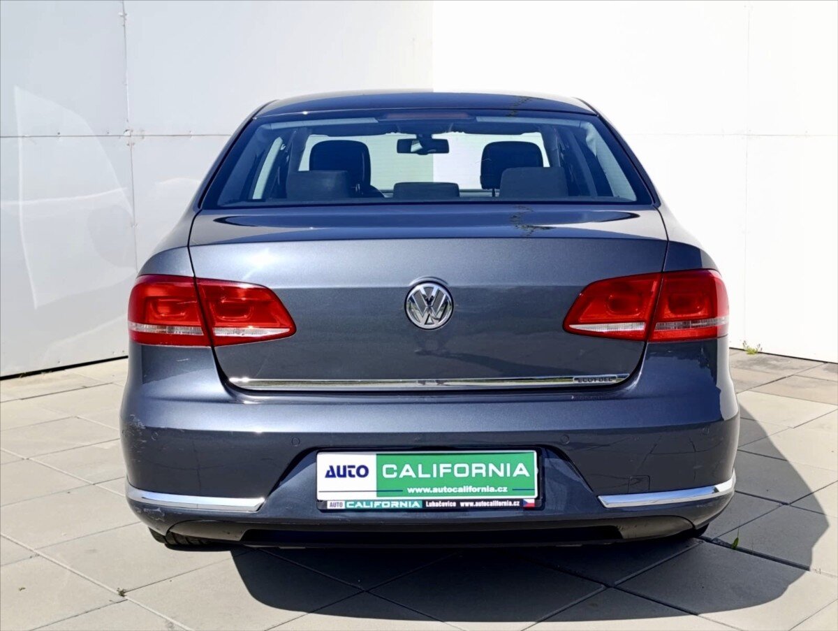 Volkswagen Passat Sedan 1,4 l 110 kw