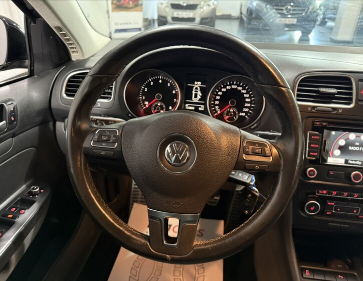 Volkswagen Golf 18