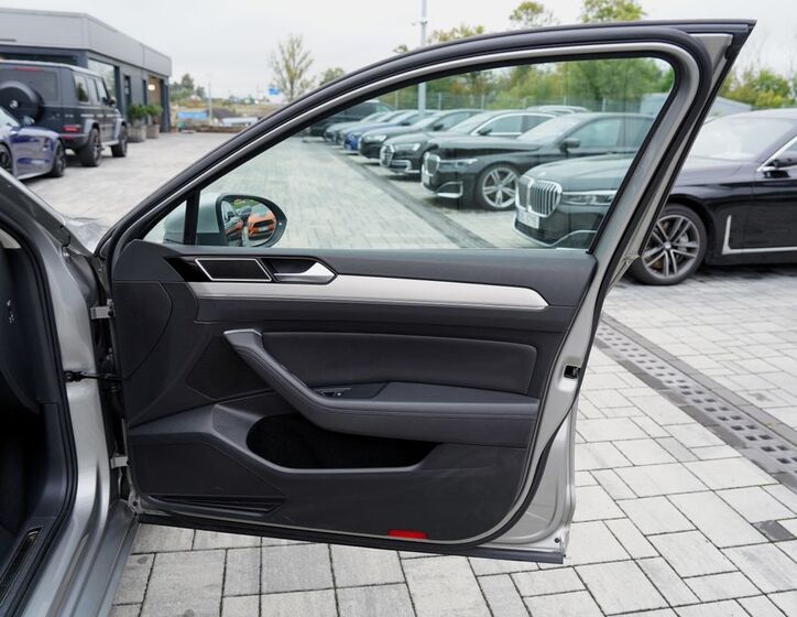 Volkswagen Passat 19