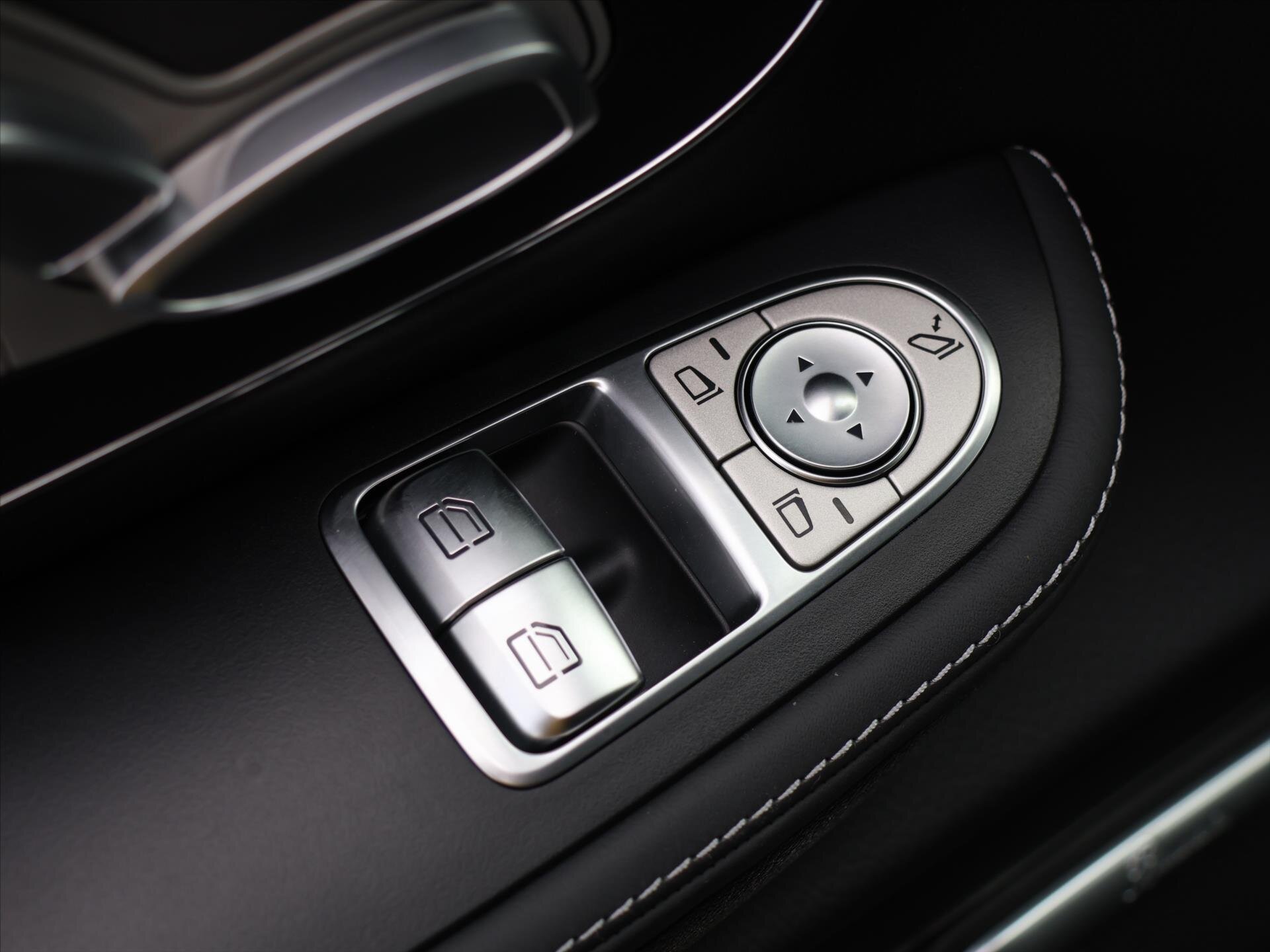 Mercedes-Benz Třídy V Kombi 2,0 l 174 kw