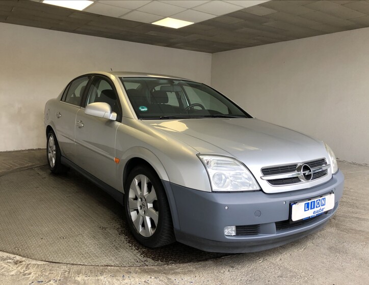 Opel Vectra 1
