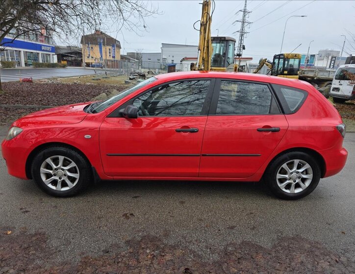 Mazda 3 3