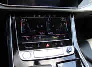 Audi Q8 27