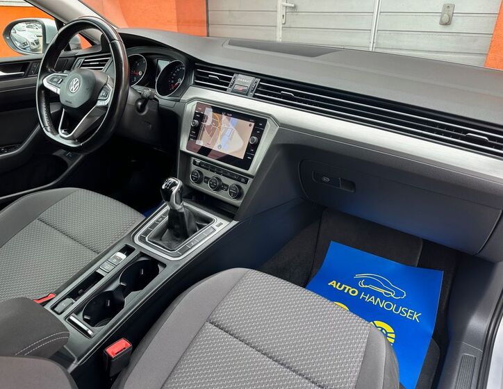 Volkswagen Passat 13