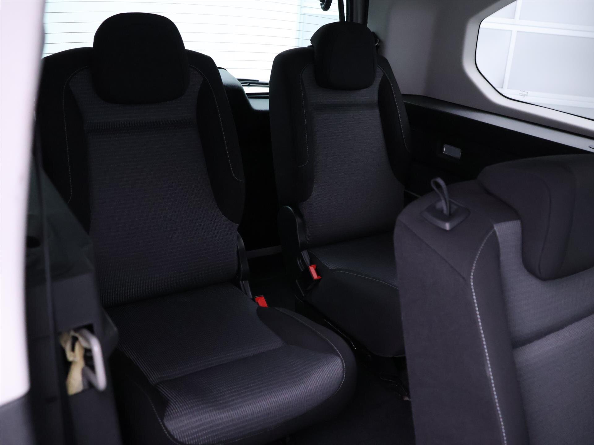 Toyota ProAce City Verso MPV 1,2 l 81 kw