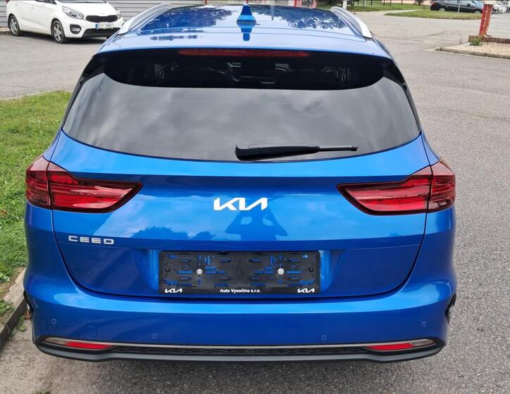 KIA Ceed 8