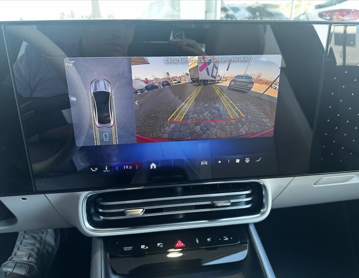 Mercedes-Benz CLA Sedan / Limuzína 0,0 200 kw