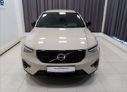 Volvo XC40 SUV 2,0 l 120 kw