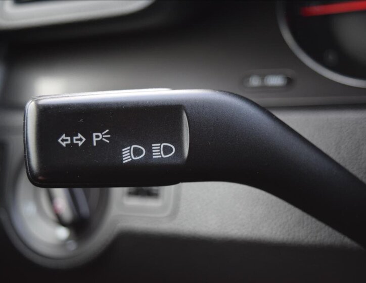 Volkswagen Passat Kombi 1,9 l 77 kw