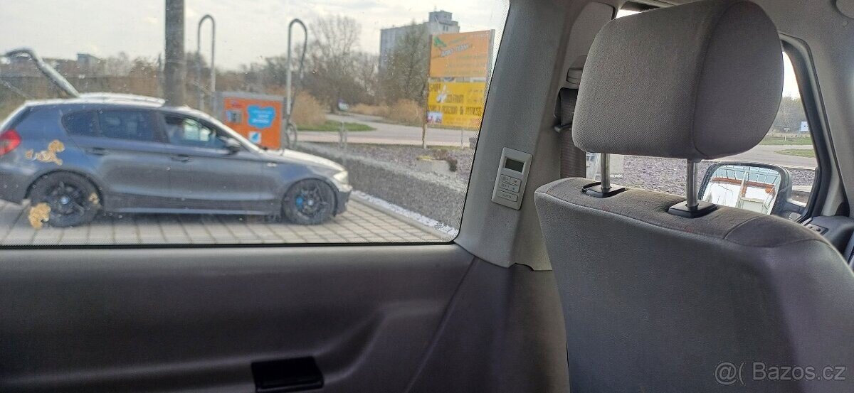 Volkswagen Caravelle VAN / Minibus 0,0 75 kw